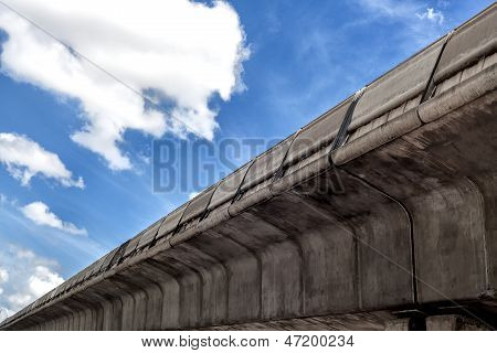 空の鉄道の具体的な構造