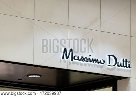 Novi Sad, Serbia - January 28, 2023: Brand Logo Sign Of Massimo Dutti Store In Promenada Shopping Ce