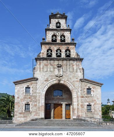 โบสถ์อัสสัมชัญของ Cangas De Onis