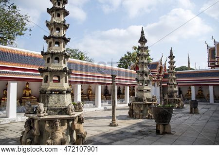 Phra Rabiang In The Wat Pho, Bangkok. It Consists Of Cloisters With Different Buddha Images From The