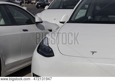 Indianapolis - Circa March 2023: Tesla Ev Electric Vehicles On Display. Tesla Products Include Elect