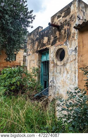 Lost Place Balneario Los Berrazales, Botteleria Agua De Agaete In Valle De Agaete At Gran Canaria, C