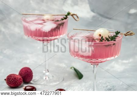 Organic Leechee Sweet Fruit With Litchy Juice In Glass. Restaurant Menu, Dieting, Cookbook Recipe To
