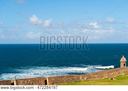 Seascape Horizon Line. Seascape Horizon Outdoor. Seascape Horizon And Landscape. Photo Of Seascape