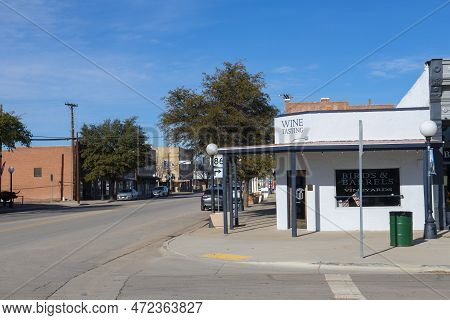 Willcox, Az, Usa - Jan. 19, 2023: Birds And Barrels Vineyards At 100 N Railroad Avenue In Historic C