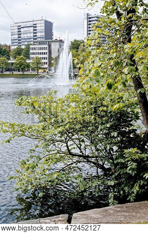 Breiavatnet - Central Park And Lake With Fountain In Stavanger Municipality In Rogaland County, Norw