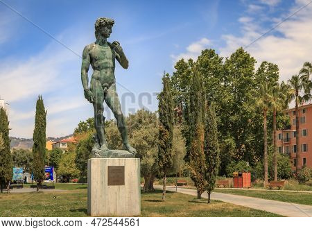 Monte Carlo, Monaco - May 24, 2022: Michelangelo Sculpture Of David In Bronze On The Coulee Verte Or