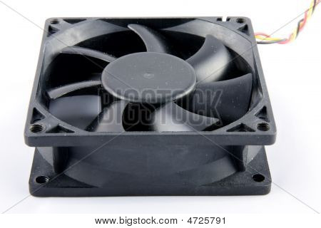 컴퓨터 팬 80mm
