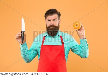 Ultimate List Of Cutting Techniques Every Chef Should Know. Bearded Man Prepare Tomato. Chef Prepare