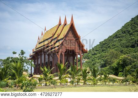 Thailand Prachuap Khiri Khan Wat Ao Noi