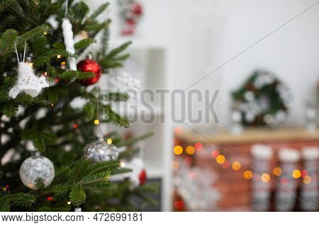 Christams Christmas Tree With Handmade Ornaments And A Fuzzy Second Plan.