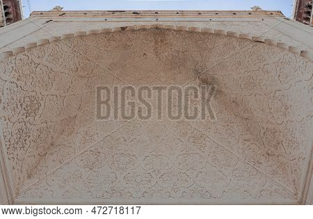 Bibi-ka-makbara Mausoleum Of Rabiya Ud-durrani, Wife Of Padishah Aurangzeb In Aurangabad. India.