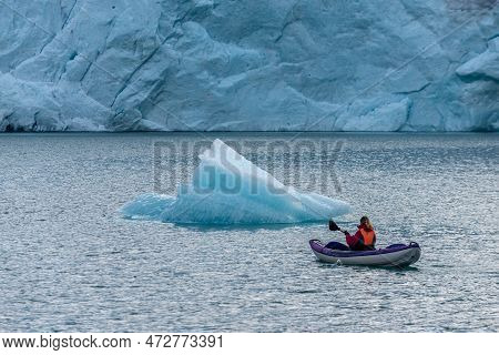 Glacier Kayak Mosevatnet Lake Folgefonna Glacier