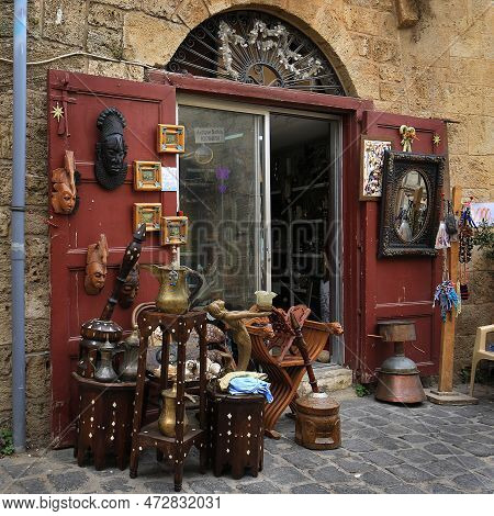 Batroun, Lebanon - May 2, 2022: An Antique Store In The Lebanese Coastal Town Of Batroun.