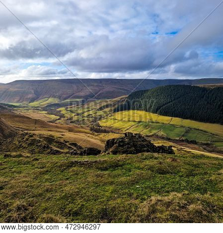 National Park Peak District In Uk, Near Ladybower Reservoir, Alport Castle 2022.