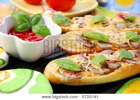 Baquette arrosto con formaggio e funghi