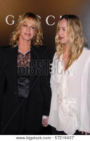Melanie Griffith   at the premiere of 