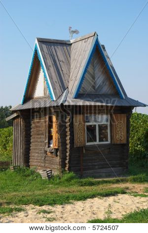 Malý dřevěný dům