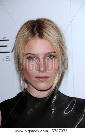 Dree Hemingway at the  17th Annual Women in Hollywood Tribute, Four Seasons Hotel, Los Angeles, CA. 10-18-10