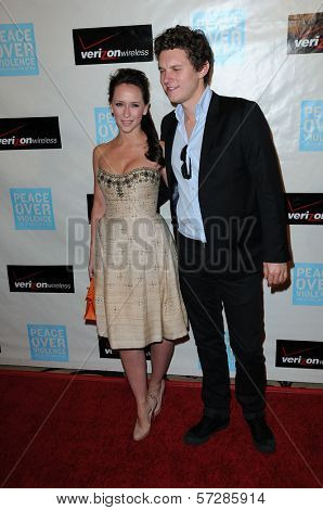 Jennifer Love Hewitt and Alex Beh at the 