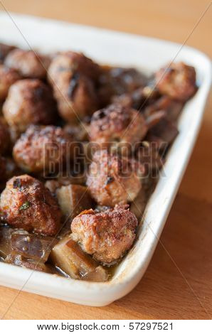 Meatballs with eggplant