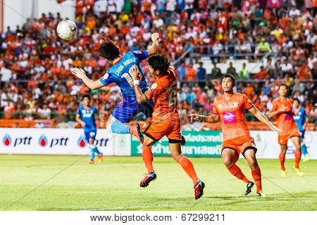 Sisaket Thailand-june 21: Joo Sung-hwan Of Singhtarua Fc. (blue) In Action During Thai Premier Leagu