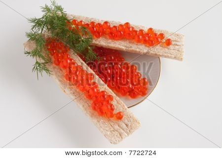 Caviale di salmone e piccole pagnotte con caviale
