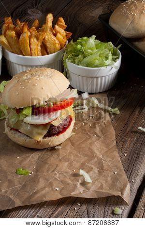Cheeseburger With Fries.