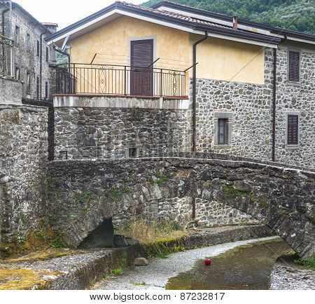 Codiponte, Old Village In Tuscany