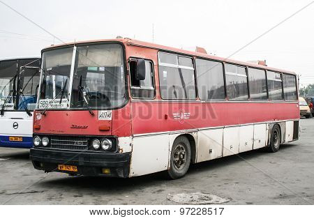 Ikarus 250