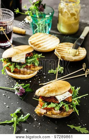 tasty burgers