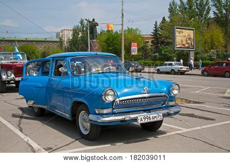 Volgograd Russia - May 09 2010: Soviet car Volga GAZ-21 on the motor rally in Volgograd
