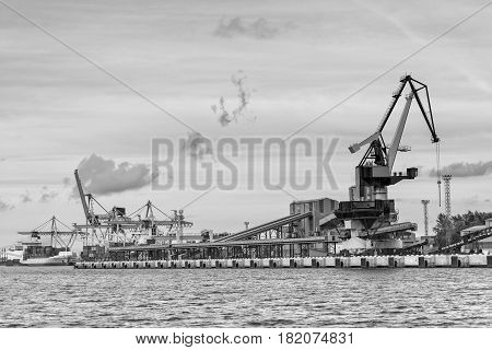 Maritime transportation industry. Container transshipment at port.