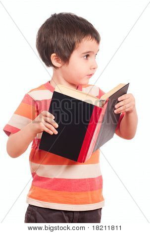 本を読んで少しの少年は、脇に見えるしながら