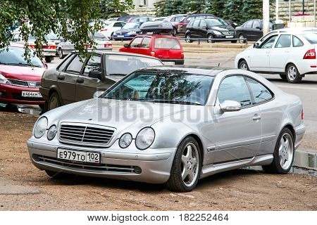 Mercedes-benz C208 Clk-class