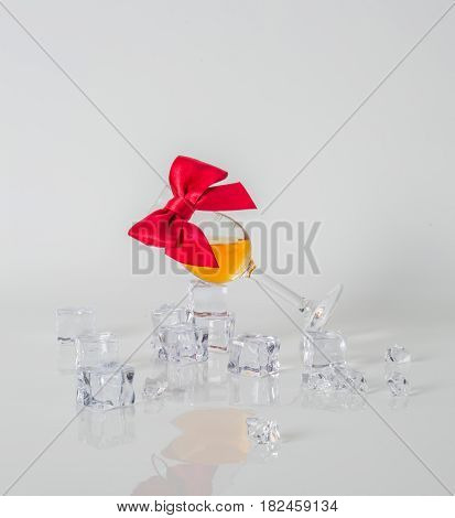 Single Malt Tasting Glass, Single Malt Whisky In A Glass, White Background, Ice Cubes