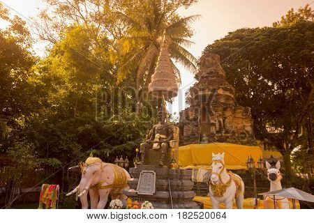 Thailand Chiang Rai Wat Doi Ngam Muang