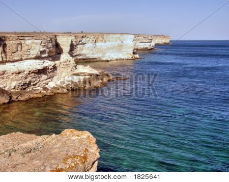 美しい海岸。西部のクリミア自治共和国。