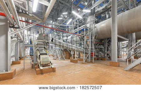 The conveyor system and the drum mold at the plant for the production of ammonium nitrate