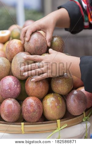 Thailand Chiang Rai Market Fruit Passionfruit