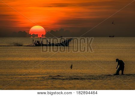Sunrise At Samila Beach , Songkhla thailand