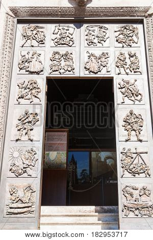 Entrance In Chiesa Di San Fermo Maggiore In Verona