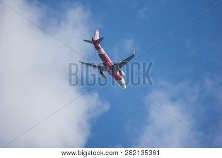 Chiangmai, Thailand - January 6 2019: Hs-bbj  Airbus A320-200 Of Thai Airasia. Take Off From Chiangm