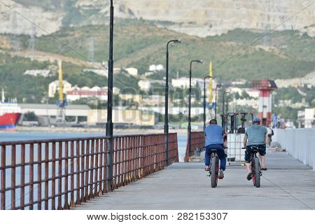 bicycles for large men