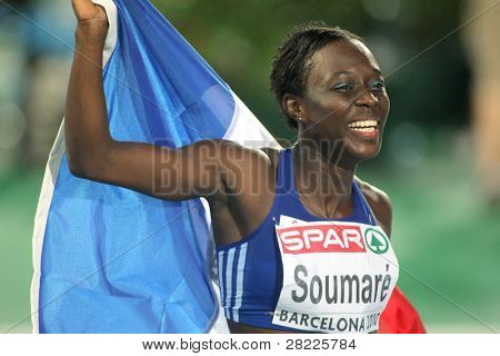 바르셀로나, 스페인-7 월 29 일: 프랑스의 Myriam Soumare 기념 청동 여자 중 100 m에는 