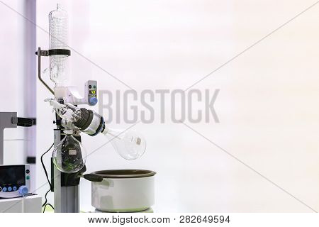 High Technology And Automatic Rotary Vacuum Evaporator With Distillation Flask In Chemical Laborator