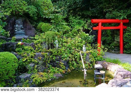 Kamakura / Japan - Sept 09, 2019: Red Tori, Benten-kutsu Cave In Hasedera Temple, Kamakura, Kanagawa
