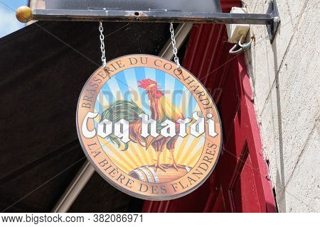 Bordeaux , Aquitaine / France - 08 16 2020 : Coq Hardi Beer Sign Logo On Restaurant Bar Wall Belgian