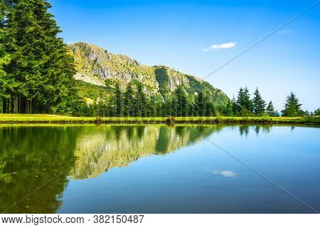 Mountain Lake In Orecchiella Natural Park In Garfagnana. Appennino Toscano. Tuscany, Italy. Europe