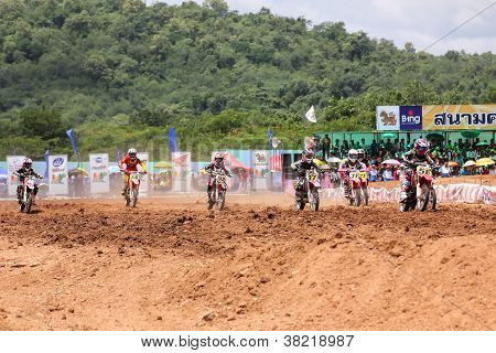 MOTORCROSS Racing2